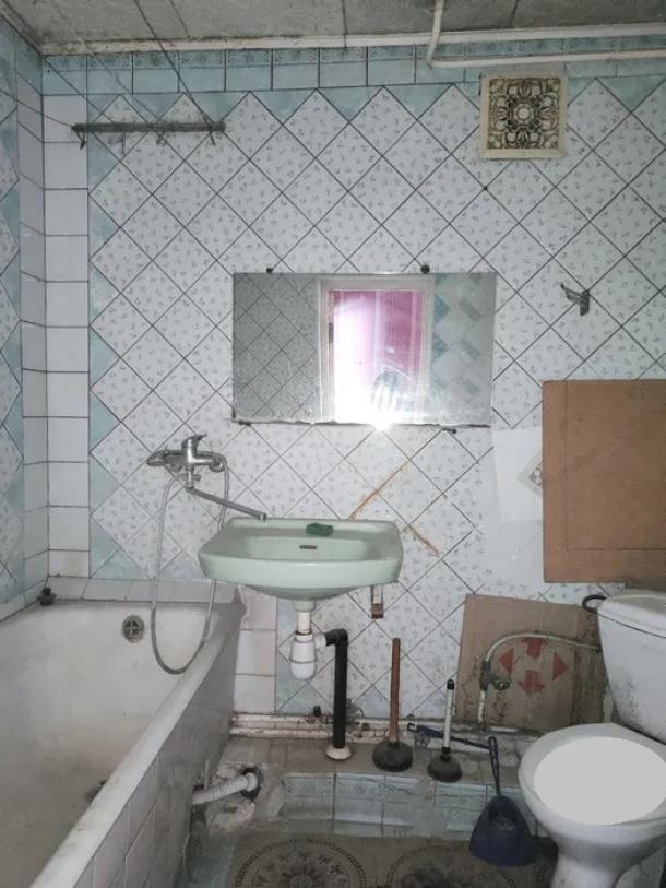 Квартира, 3-кімн., Харьков, Гагарина метро , Аэрокосмический просп. (Гагарина проспект)