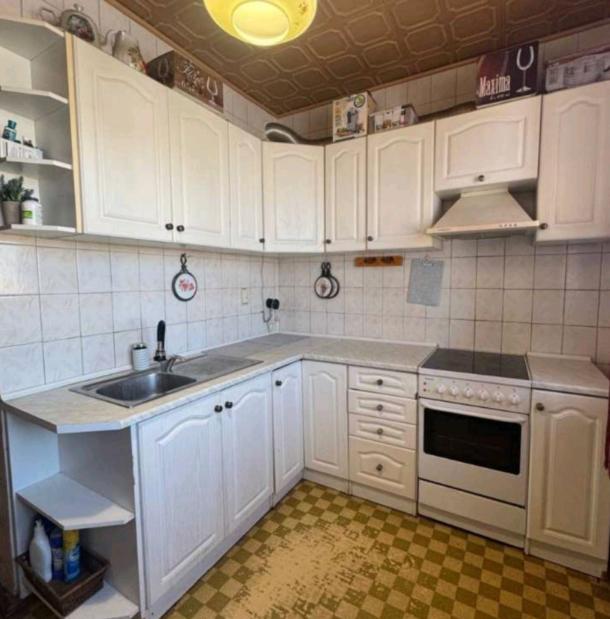 Квартира, 3-кімн., Харьков, 607м/р, Гвардейцев Широнинцев