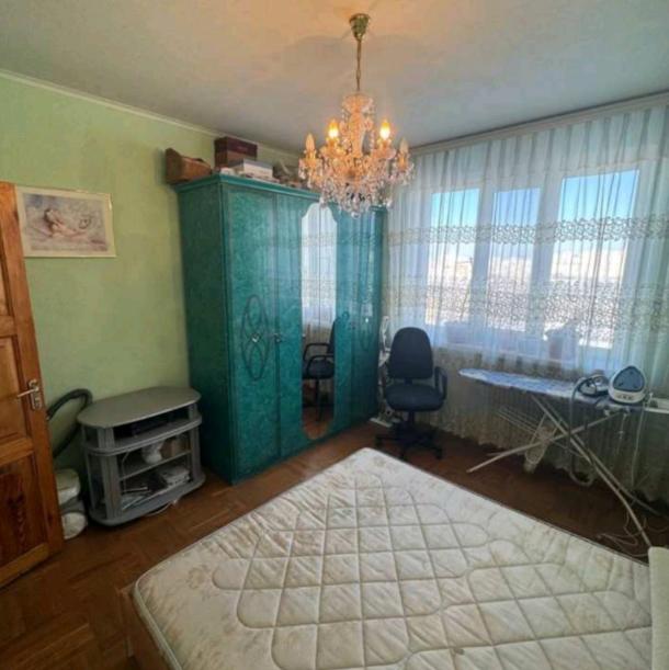 Квартира, 3-кімн., Харьков, 607м/р, Гвардейцев Широнинцев