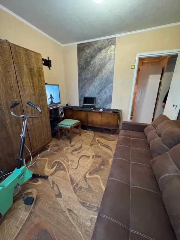 Квартира, 2-кімн., Харьков, Гагарина метро , Аэрокосмический просп. (Гагарина проспект)