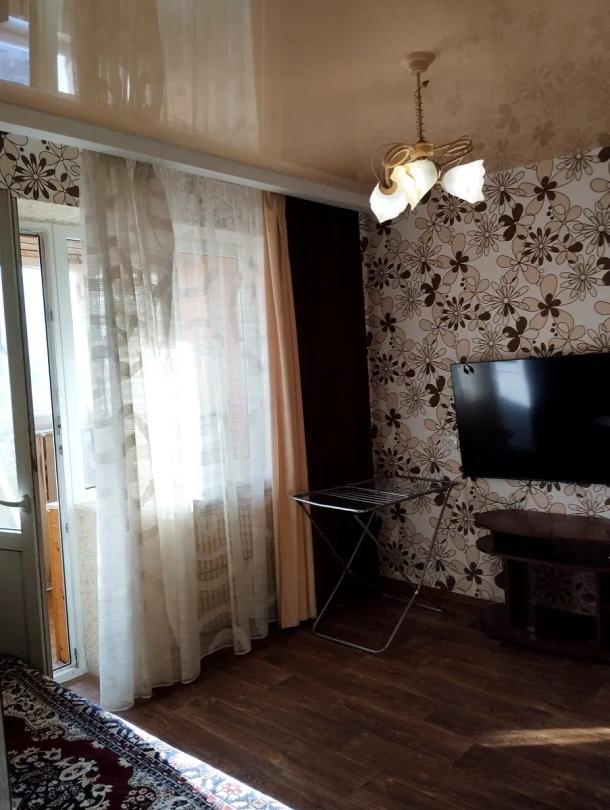 Квартира, 2-кімн., Харьков, Песочин, Квартальная