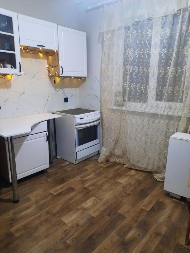 Квартира, 2-кімн., Харьков, 5 Северная Салтовка, Гвардейцев Широнинцев