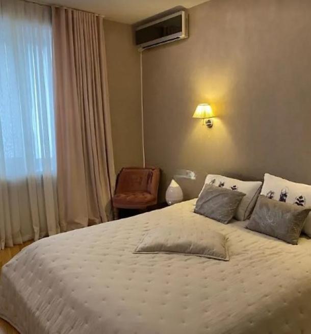 Квартира, 3-кімн., Харьков, Нагорный, Искусств (Краснознаменная, Червонопрапорная)