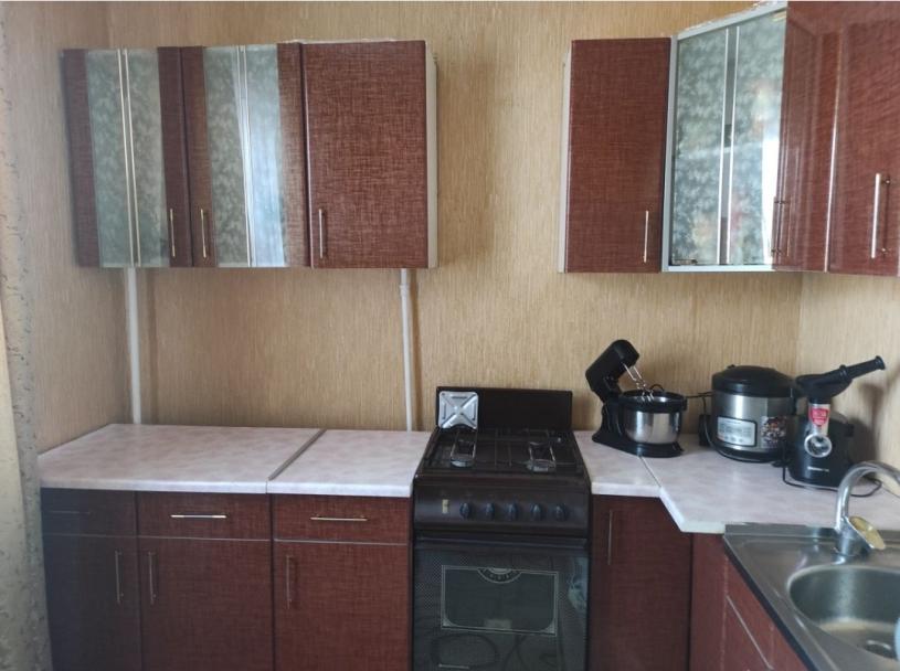 Квартира, 3-кімн., Харьков, Песочин, Квартальная