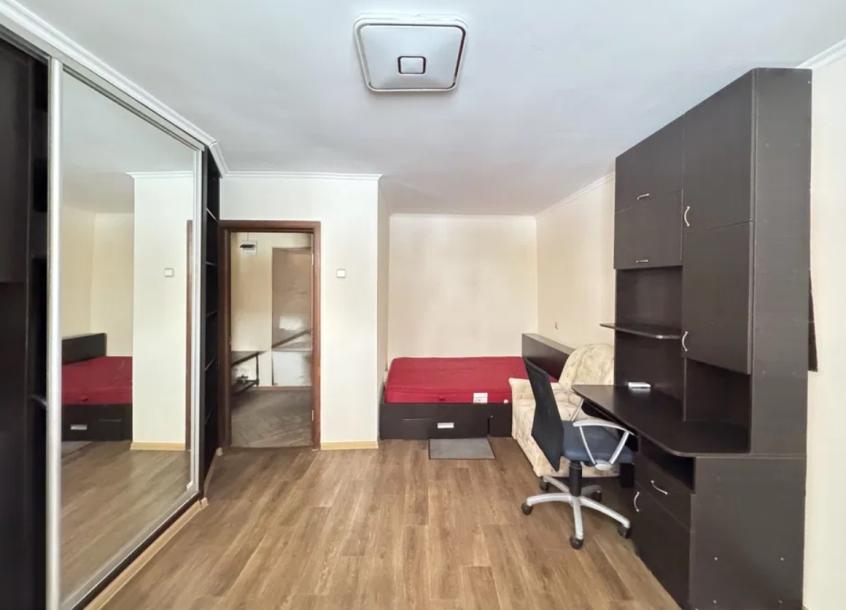 Квартира, 1-кімн., Харьков, Павлово Поле, Деревянко