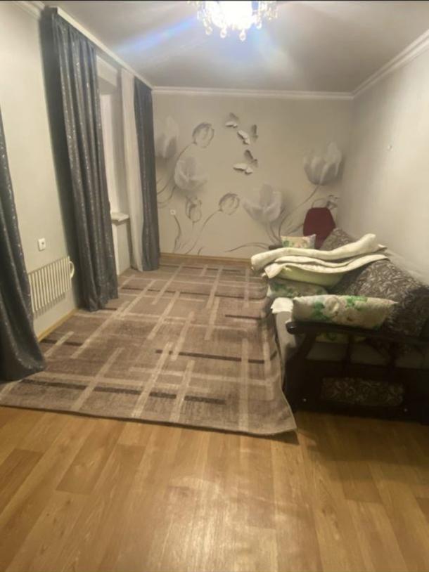 Квартира, 2-кімн., Солоницевка, Харьковский район, Богдана Хмельницкого