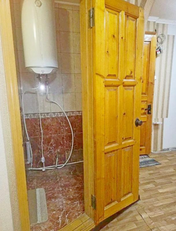 Квартира, 3-кімн., Харьков, Песочин, Молодежная