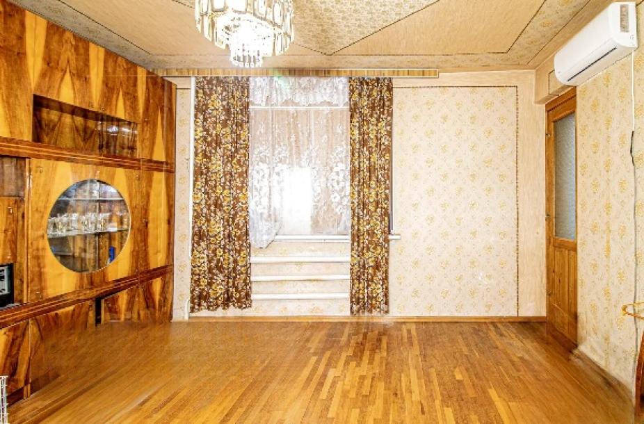 Квартира, 2-кімн., Харьков, Спортивная метро, Георгия Тарасенко (Плехановская)