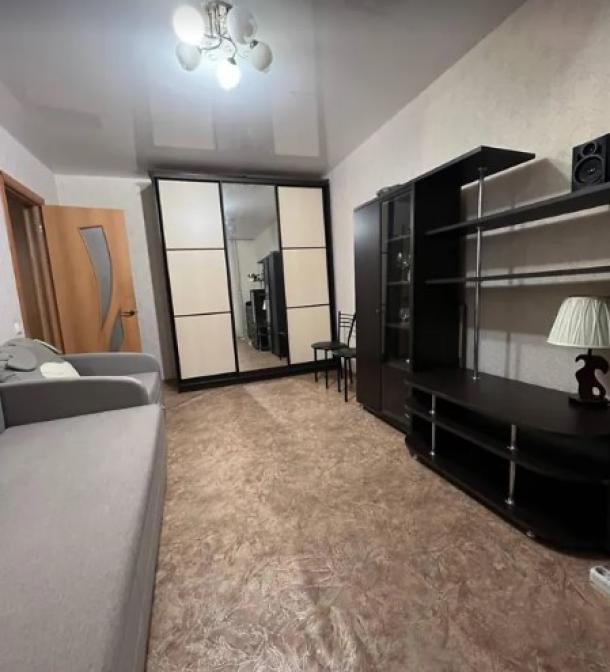 Квартира, 1-кімн., Харьков, 5 Северная Салтовка, Метростроителей