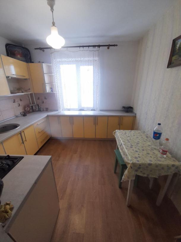 Квартира, 4-кімн., Русская Лозовая, Харьковский район, Полевая (Комсомольская, Щорса. олхозная, Калинина)