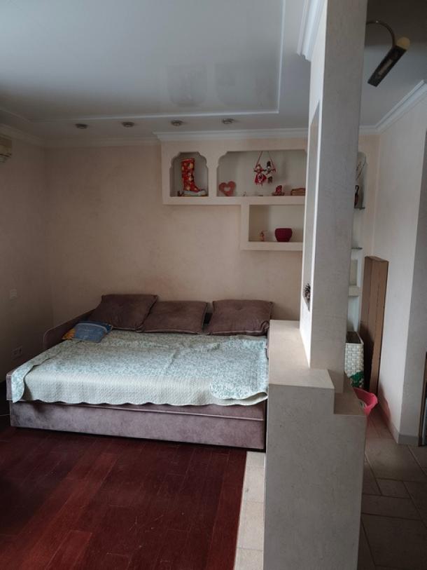 Квартира, 2-кімн., Харьков, Гагарина метро , Аэрокосмический просп. (Гагарина проспект)