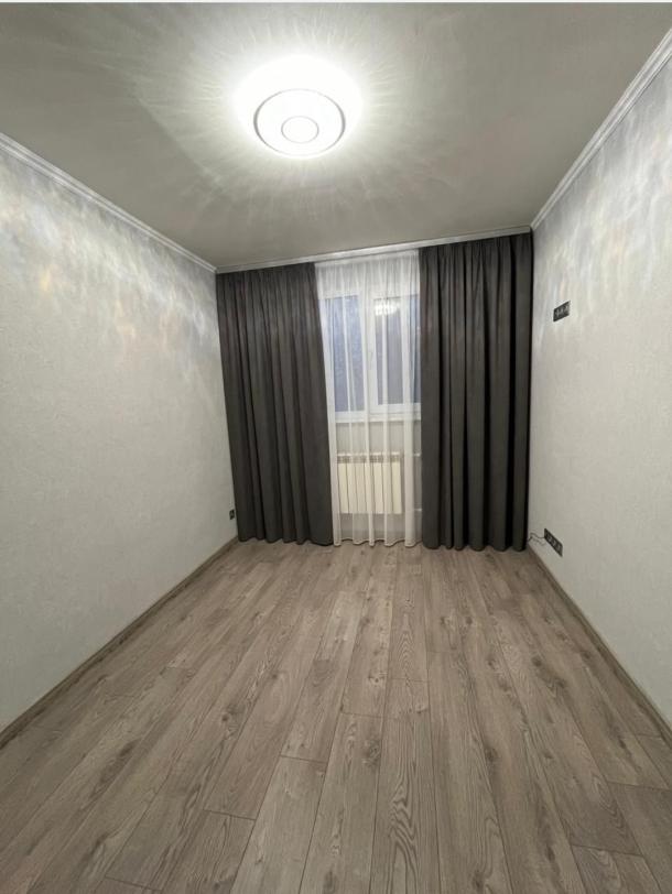 Квартира, 2-кімн., Харьков, 608м/р, Непокоренных (Героев Труда)