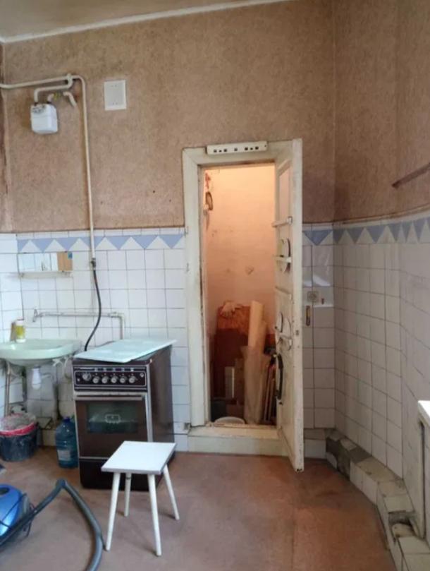 Квартира, 3-кімн., Харьков, Нагорный, Культуры (Калинина, Свердлова, Советская Советский 3 пер.)