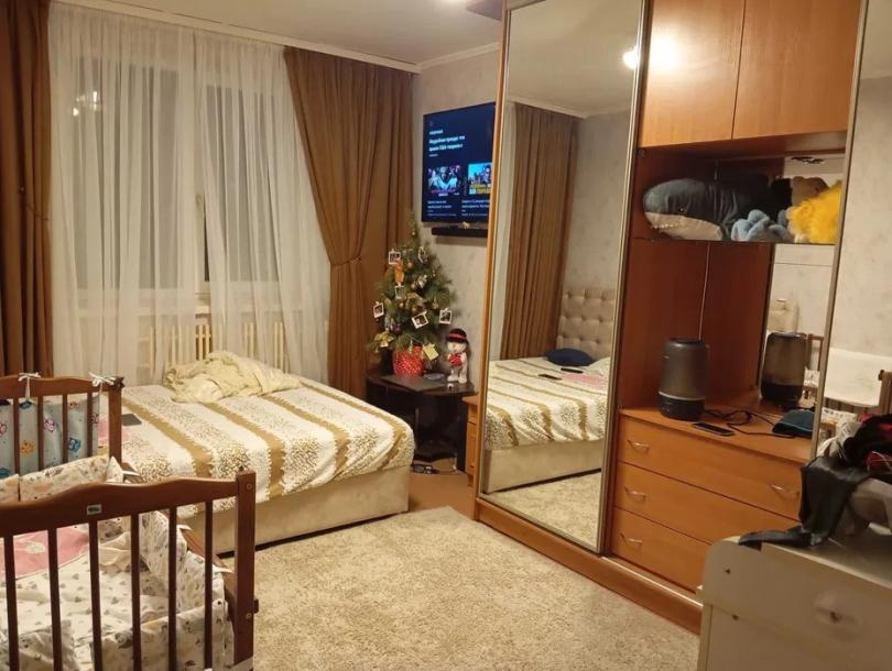 Квартира, 3-кімн., Хроли, Харьковский район, Садовая (Чубаря, Советская, Свердлова)