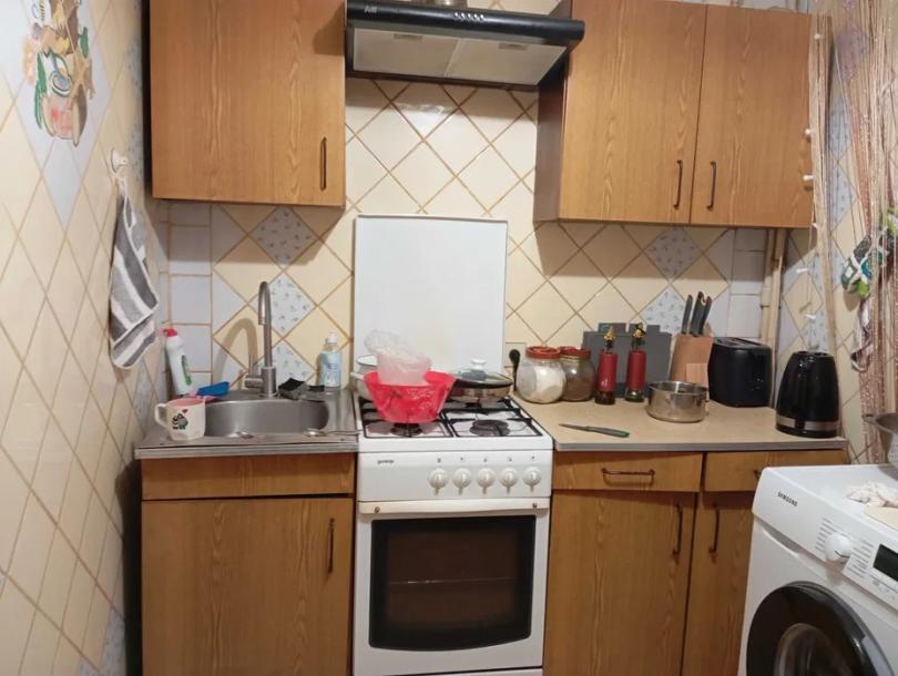 Квартира, 3-кімн., Хроли, Харьковский район, Садовая (Чубаря, Советская, Свердлова)