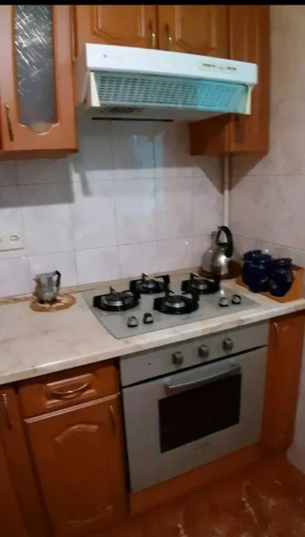 Квартира, 2-кімн., Харьков, Восточный, Электровозная