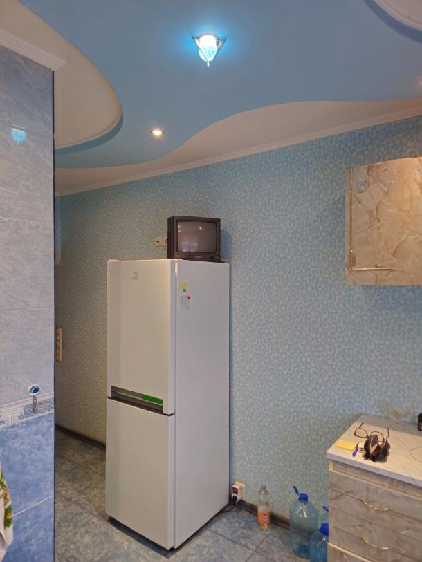 Квартира, 3-кімн., Харьков, 605м/р, Гвардейцев Широнинцев