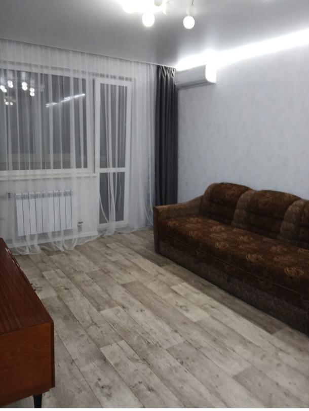 Квартира, 1-кімн., Харьков, 522м/р, Непокоренных (Героев Труда)