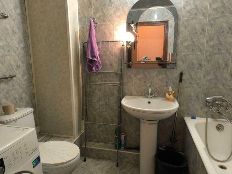 Квартира, 1-кімн., Харьков, Алексеевка, Победы пр.