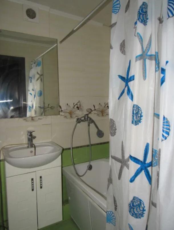 Квартира, 3-кімн., Харьков, 520м/р, Академика Павлова