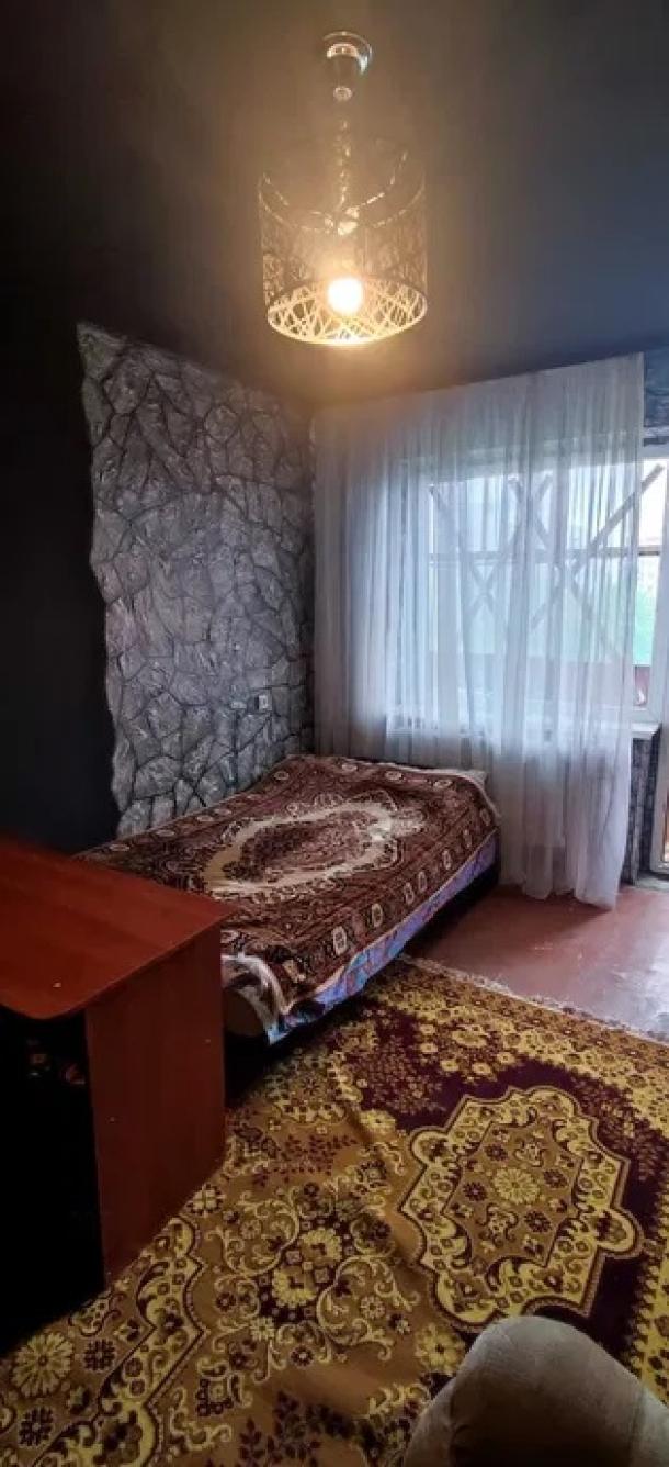 Квартира, 2-кімн., Харьков, 603м/р, Тракторостроителей просп.