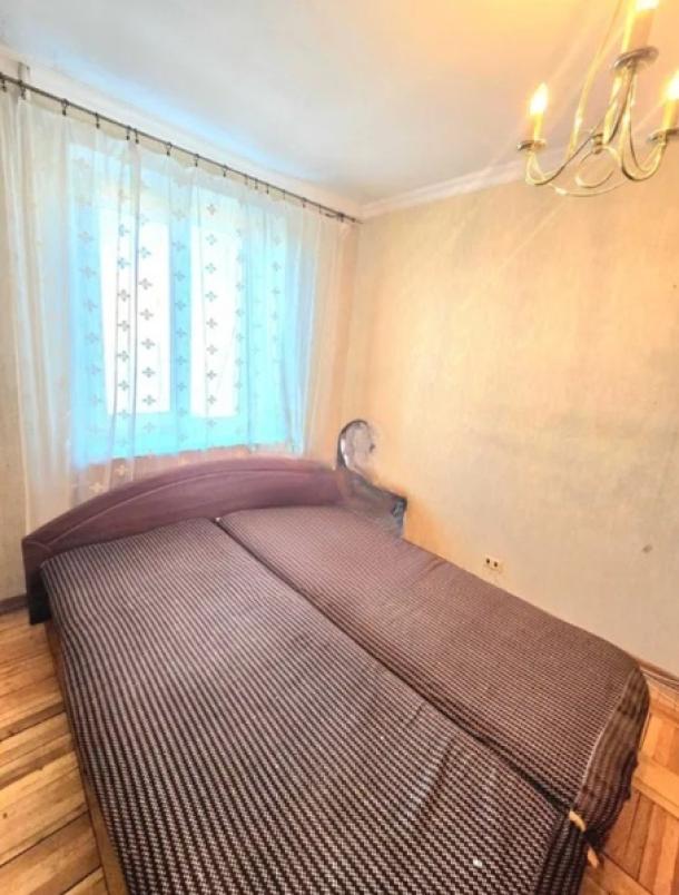 Квартира, 3-кімн., Харьков, Павлово Поле, Европейская (Новгородская)