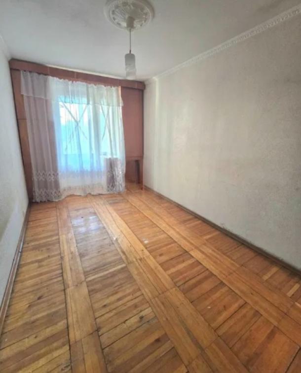 Квартира, 3-кімн., Харьков, Павлово Поле, Европейская (Новгородская)