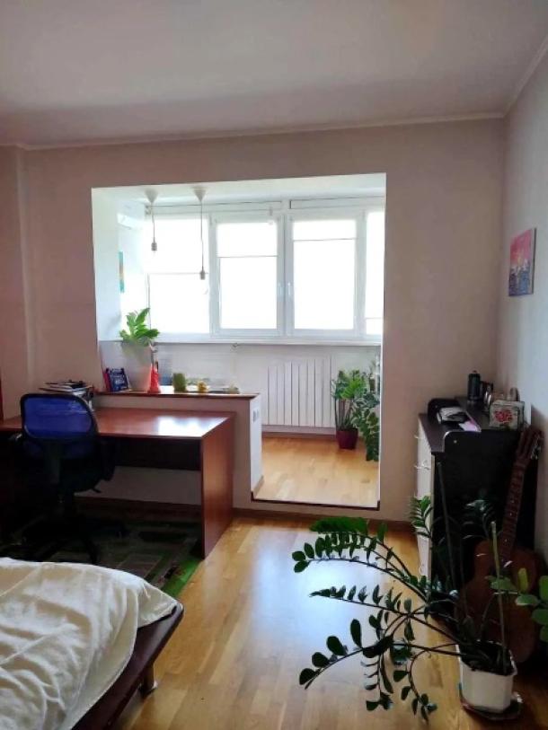 Квартира, 3-кімн., Харьков, Павловка, Лопанская ул.