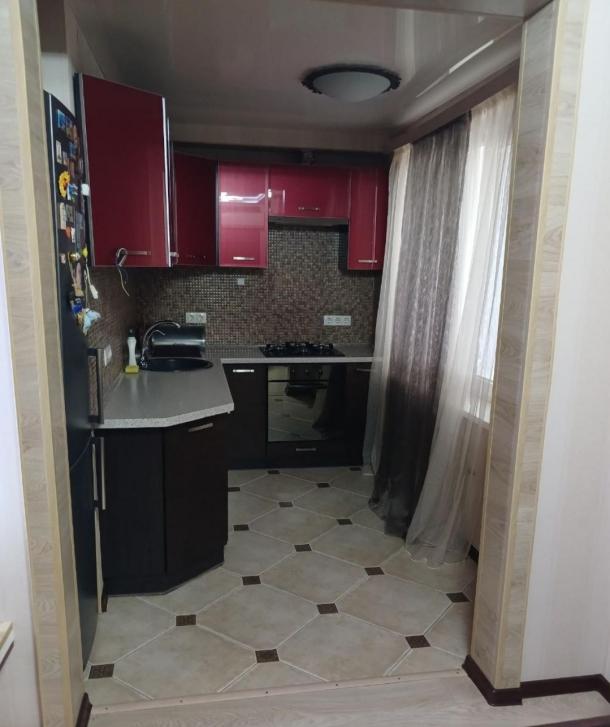 Квартира, 3-кімн., Харьков, 524м/р, Академика Павлова