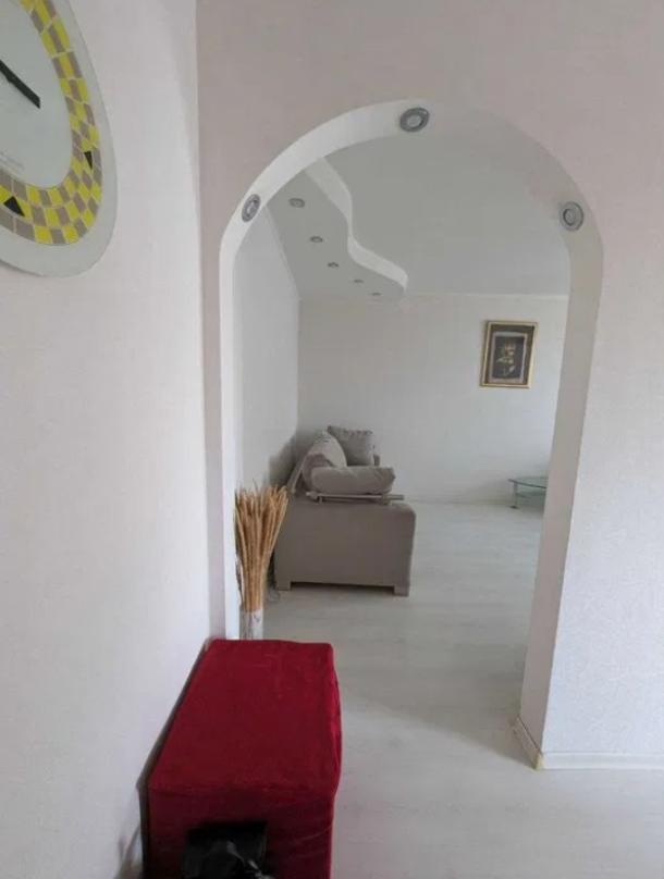 Квартира, 1-кімн., Харьков, Холодная Гора, Волонтерская (Социалистическая)