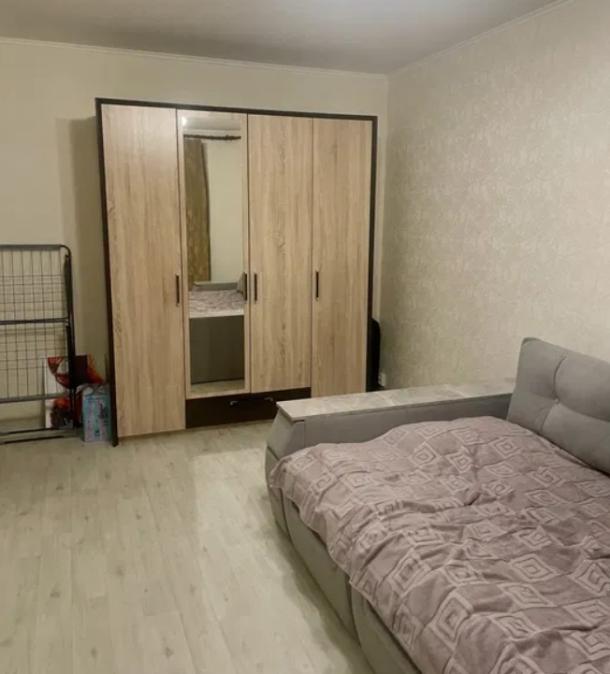 Квартира, 1-кімн., Харьков, 522м/р, Академика Павлова