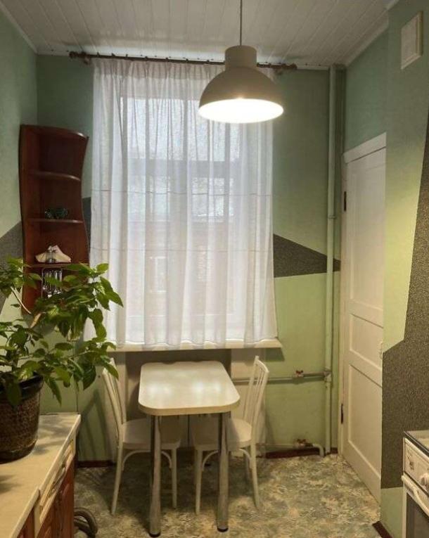 Квартира, 4-кімн., Харьков, Завод Малышева метро, Героев Харькова пр-т