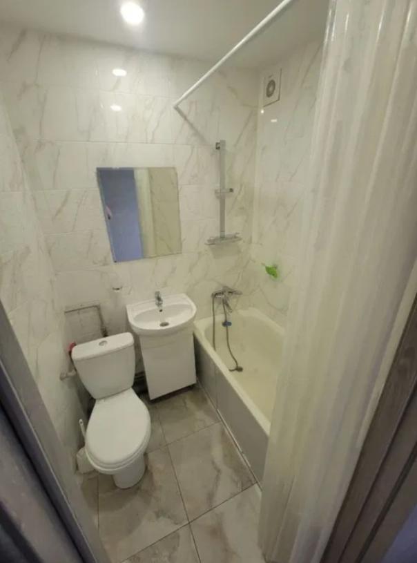 Квартира, 1-кімн., Харьков, 606м/р, Тракторостроителей просп.