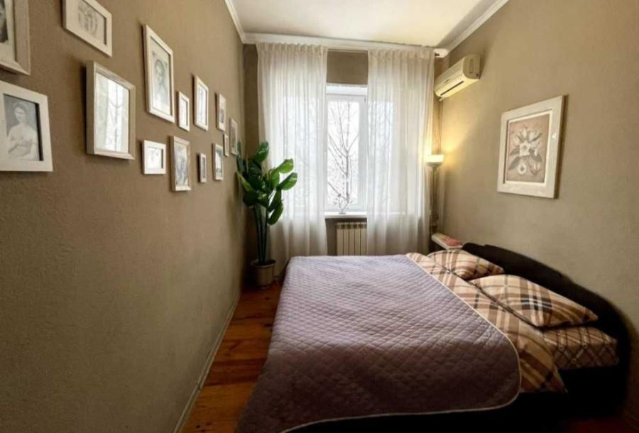 Квартира, 2-кімн., Харьков, Центр, Черноглазовская (Маршала Бажанова)