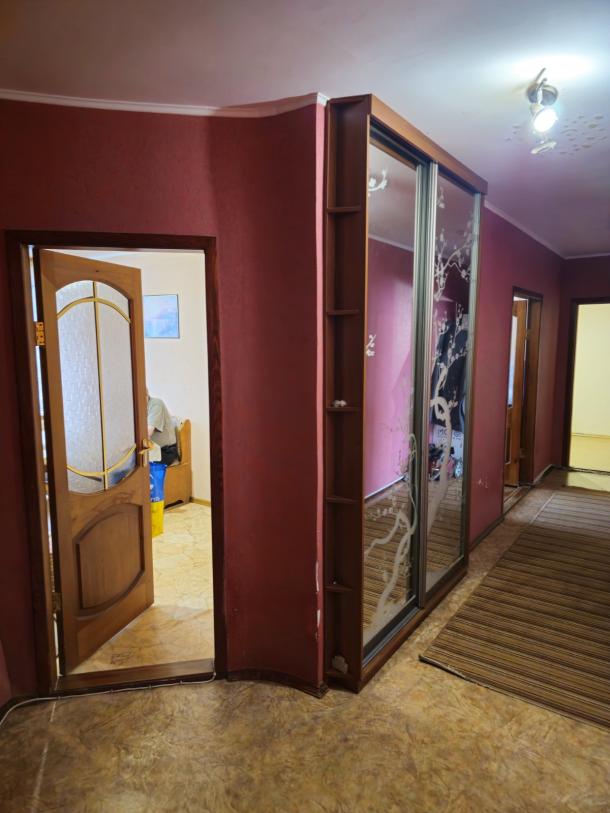 Квартира, 2-кімн., Харьков, Восточный, Роганская