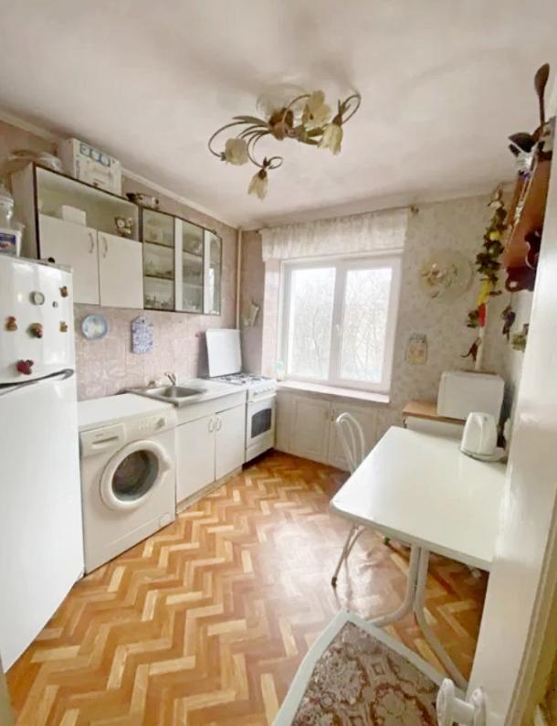 Квартира, 2-кімн., Харьков, Павлово Поле, Науки пр.