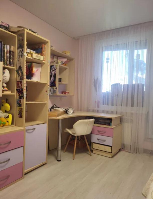 Квартира, 3-кімн., Харьков, Жуковского поселок, Продольная