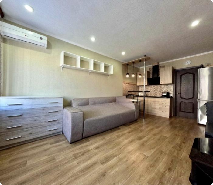 Гостинка, Харьков, 606Ам/р, Гарибальди