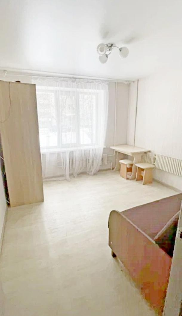 Купить гостинка, Харьков, Салтовка, Гвардейцев Широнинцев