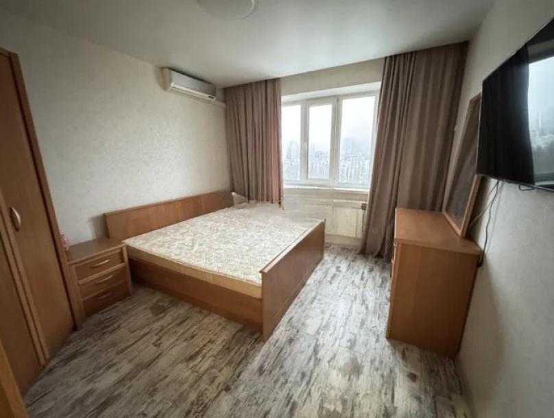 Квартира, 3-кімн., Харьков, 520м/р, Владислава Зубенко (Тимуровцев)