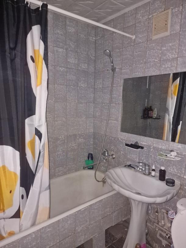 Квартира, 1-кімн., Харьков, ХТЗ, Александровский пр.