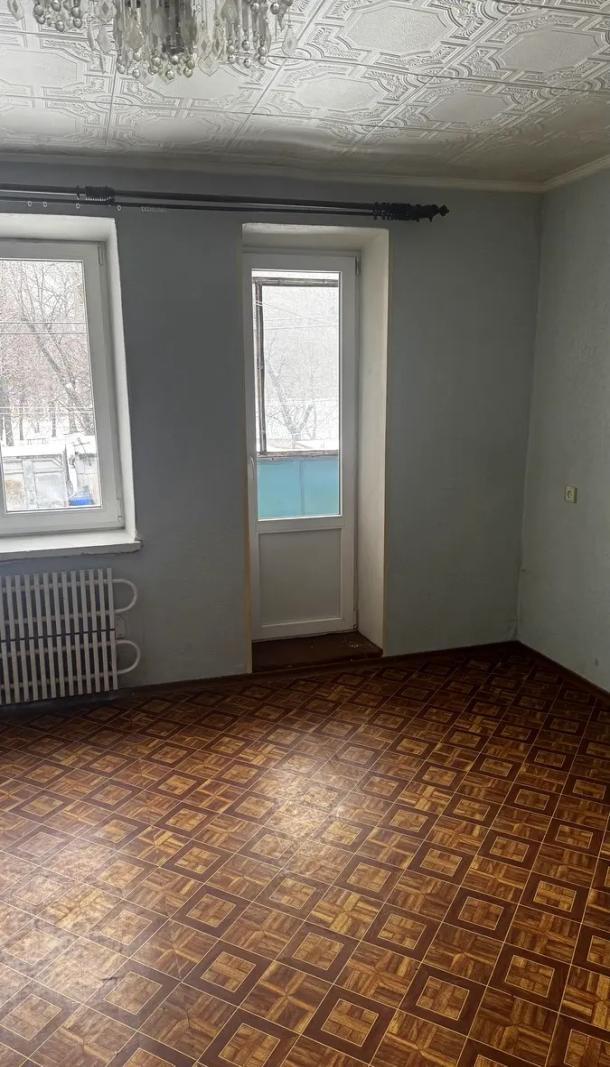 Квартира, 3-кімн., Харьков, Павлово Поле, Старицкого