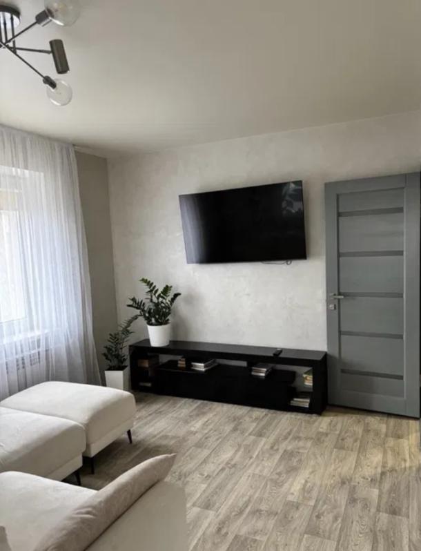 Квартира, 2-кімн., Клугино-Башкировка, Чугуевский район, Горишного