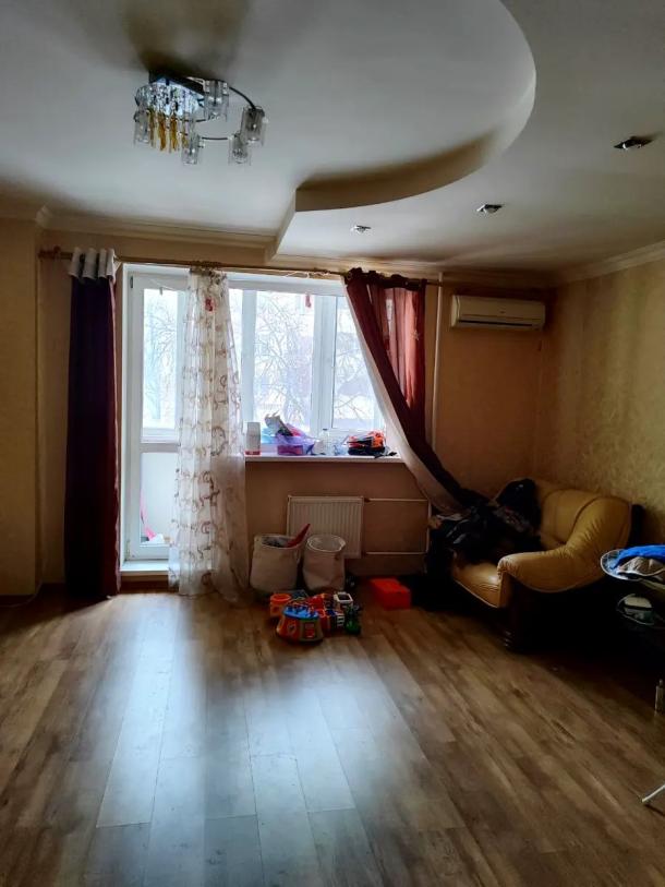 Квартира, 3-кімн., Харьков, Защитников Украины метро, Аптекарский пер.