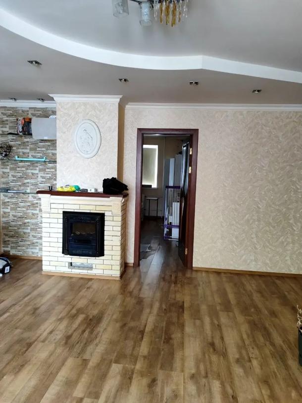 Квартира, 3-кімн., Харьков, Защитников Украины метро, Аптекарский пер.