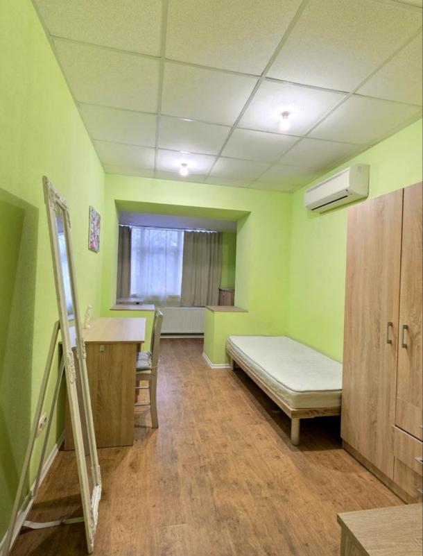 Квартира, 5-кімн., Харьков, Павлово Поле, 23 Августа