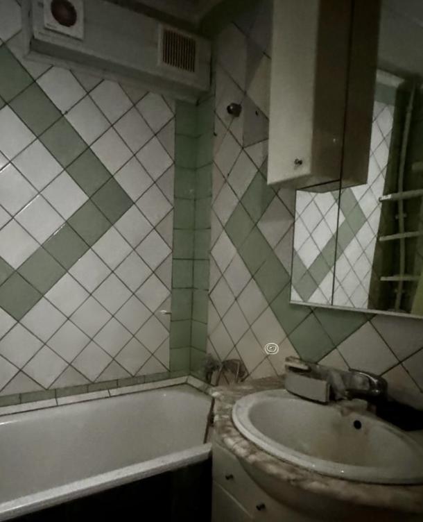 Квартира, 2-кімн., Харьков, Павлово Поле, 23 Августа пер.