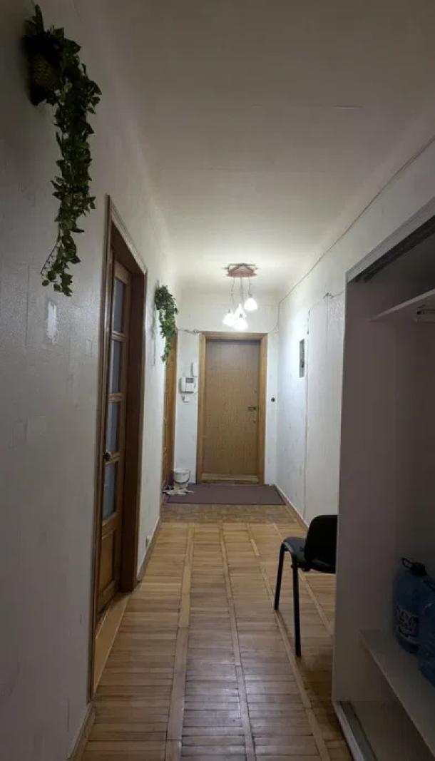 Квартира, 3-кімн., Харьков, Защитников Украины метро, Героев Харькова пр-т