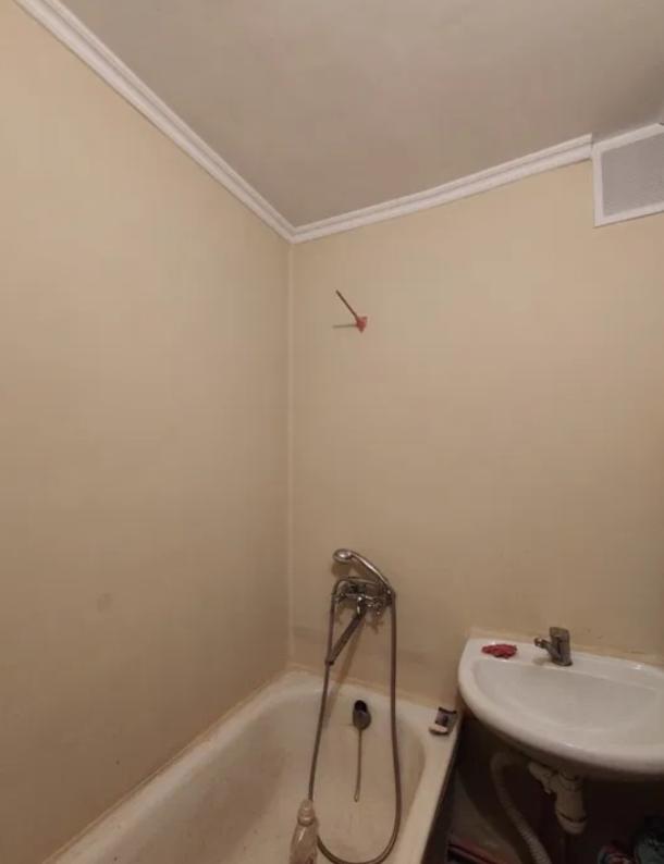 Квартира, 1-кімн., Харьков, Залютино, Золочевская