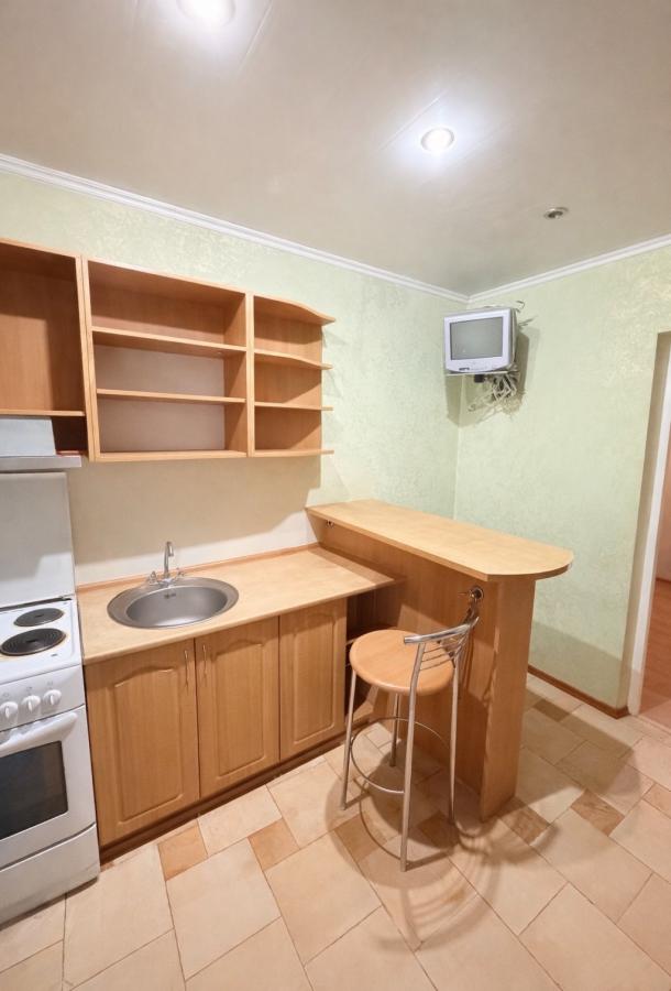 Квартира, 2-кімн., Харьков, 626м/р, Велозаводская